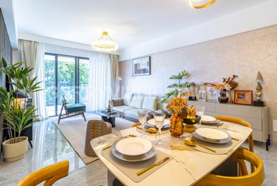 3 Bed Apartment with En Suite in Lavington - 4