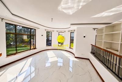5 Bed House with En Suite in Nyari - 2