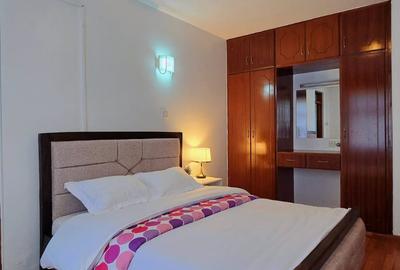 Furnished 3 Bed Apartment with En Suite in Riverside - 3