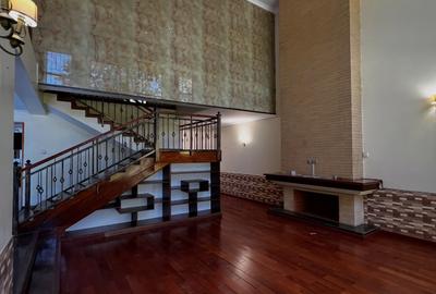 5 Bed Apartment with En Suite at Chalbi Drive - 4