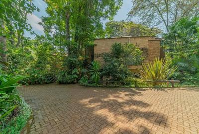 5 Bed House with En Suite in Kitisuru - 4