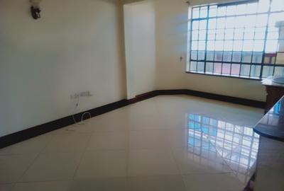 1 Bed Apartment with En Suite at Near Sarit Centre - 4