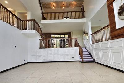 5 Bed Townhouse with En Suite in Karen - 4