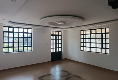 5 Bed Townhouse with En Suite at Acacia - 2