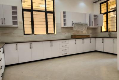 5 Bed House at Mugutha - 3
