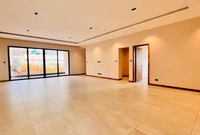 4 Bed Apartment with En Suite in Loresho - 3