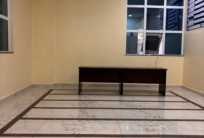 1,010 ft² Commercial Property with Service Charge Included in Westlands Area - 2