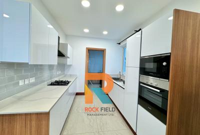2 Bed Apartment with En Suite in Parklands - 4