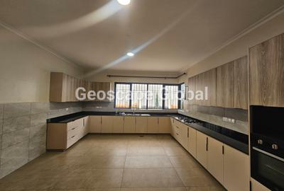 5 Bed House with En Suite in Loresho - 4