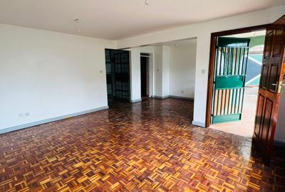 4 Bed House with En Suite at David Osieli