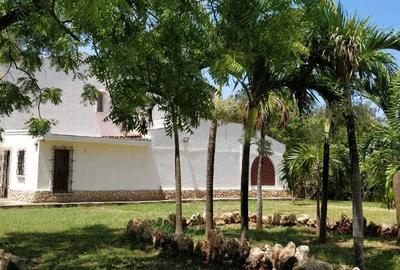 Land at Nyali - 4