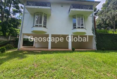 5 Bed House with En Suite in Rosslyn