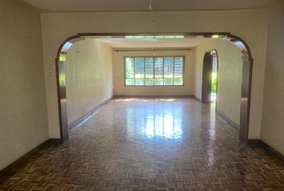 4 Bed Townhouse with En Suite in Kilimani - 4