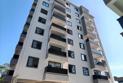 Serviced 3 Bed Apartment with En Suite at Moyne Drive - 3