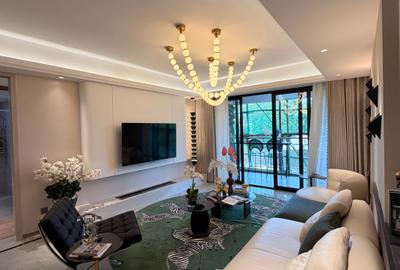 4 Bed Apartment with En Suite in Westlands Area