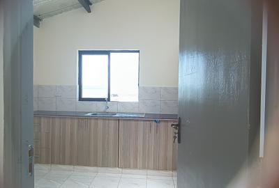 7,616 ft² Warehouse with Service Charge Included in Eastern ByPass - 4