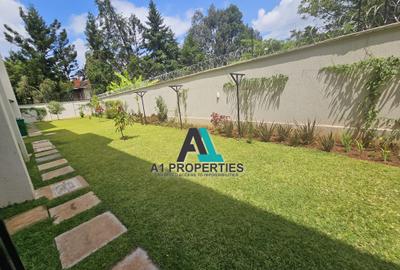 6 Bed Townhouse with En Suite in Lavington - 3