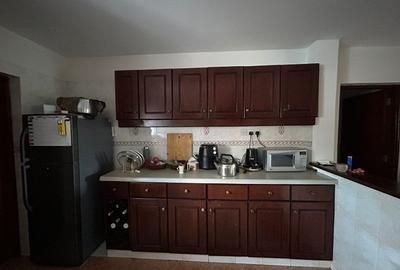 Serviced 1 Bed Apartment with En Suite at Valley Arcade - 4