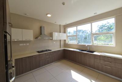 4 Bed Apartment with En Suite at Westlands - 3