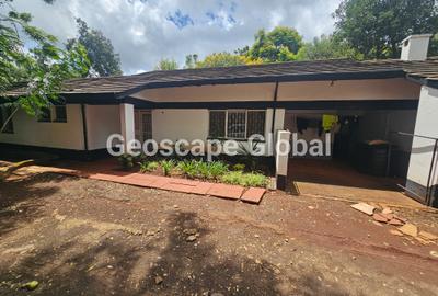4 Bed House with En Suite in Loresho