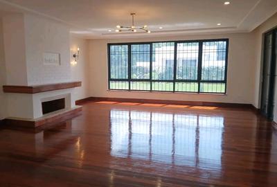 5 Bed Townhouse with En Suite in Loresho - 4