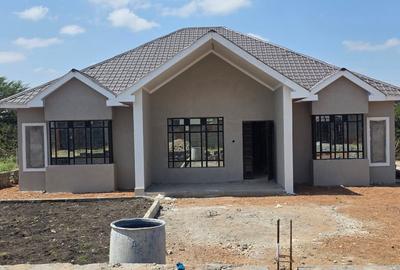 3 Bed House with En Suite at Yukos