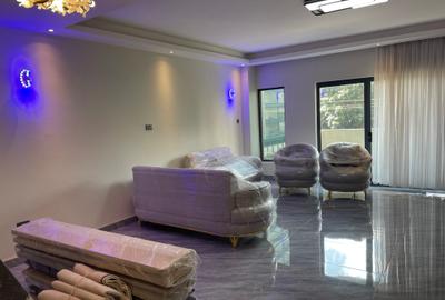 3 Bed Apartment with En Suite at 2Nd Parklands Avenue - 3