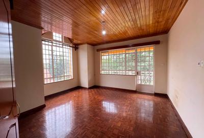 5 Bed Townhouse with En Suite in Kitisuru - 4
