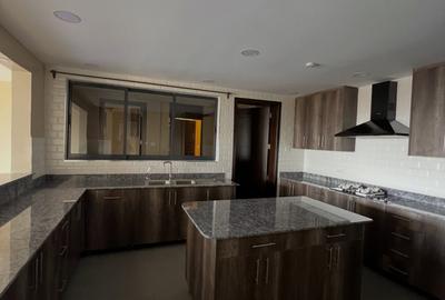 4 Bed Apartment with En Suite at Gitanga Road - 3