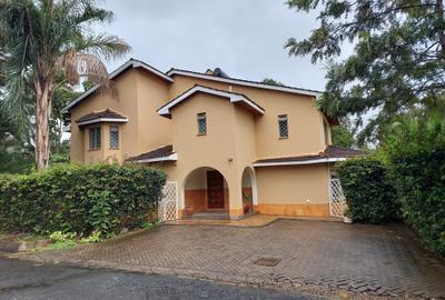 4 Bed Townhouse with En Suite at Lavington Road - 3