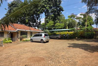 5 Bed House with En Suite in Kyuna - 2