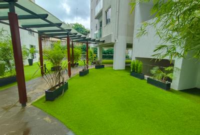 1 Bed Apartment with En Suite in Westlands Area