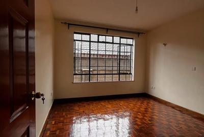 2 Bed Apartment with En Suite in Lavington - 2