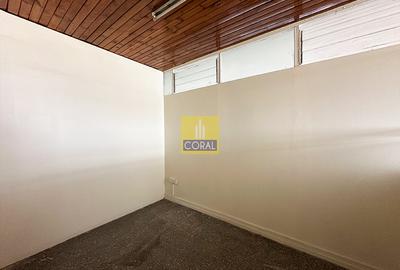 Office in Industrial Area - 4