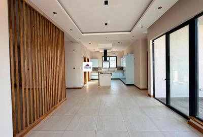 4 Bed House with En Suite in Loresho - 2
