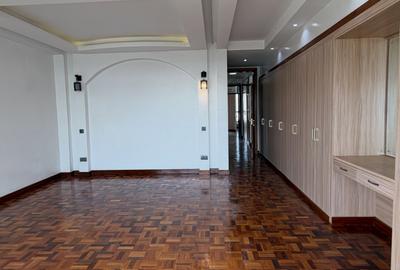 3 Bed Apartment with En Suite at Othaya Road - 2