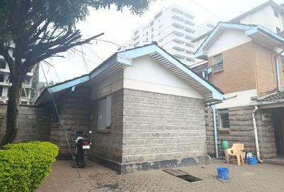 4 Bed Townhouse with En Suite in Kileleshwa - 2