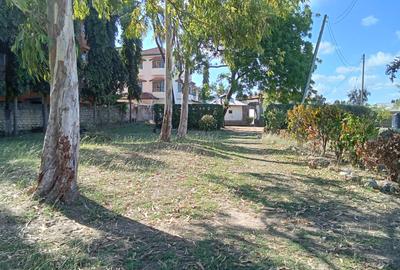 6,880 ft² Land at Bombolulu - 2