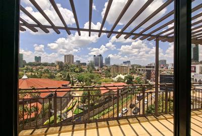 3 Bed Apartment with En Suite in Rhapta Road