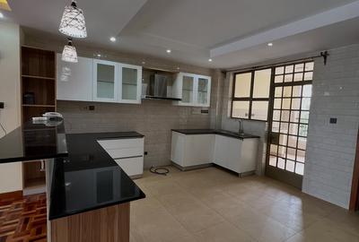 3 Bed Apartment with En Suite at Othaya Road - 3