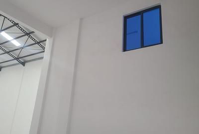 8,005 ft² Warehouse with Fibre Internet in Mlolongo - 3