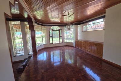 6 Bed House with En Suite at Old Runda - 3