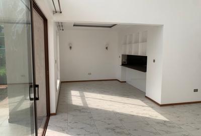 4 Bed Townhouse with En Suite in Runda - 4