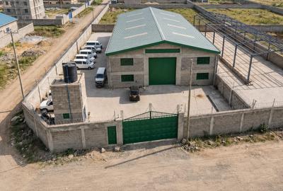 11,600 ft² Warehouse with Parking in Mlolongo