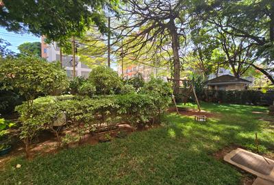 4 Bed Apartment with En Suite at Mogotio Road - 3
