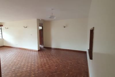 3 Bed Apartment with En Suite in Riverside - 2