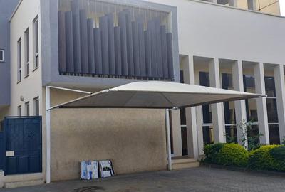 6 Bed Townhouse in Valley Arcade - 2