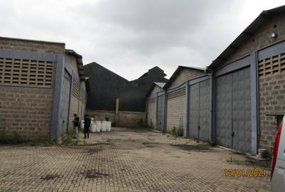 Warehouse with Parking in South C - 3