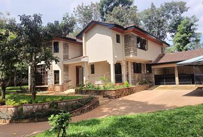 5 Bed House with En Suite at Runda - 2