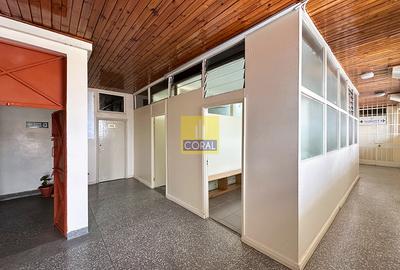 Office in Industrial Area - 3